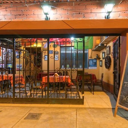 Beraja Family Hostel ليما المظهر الخارجي الصورة