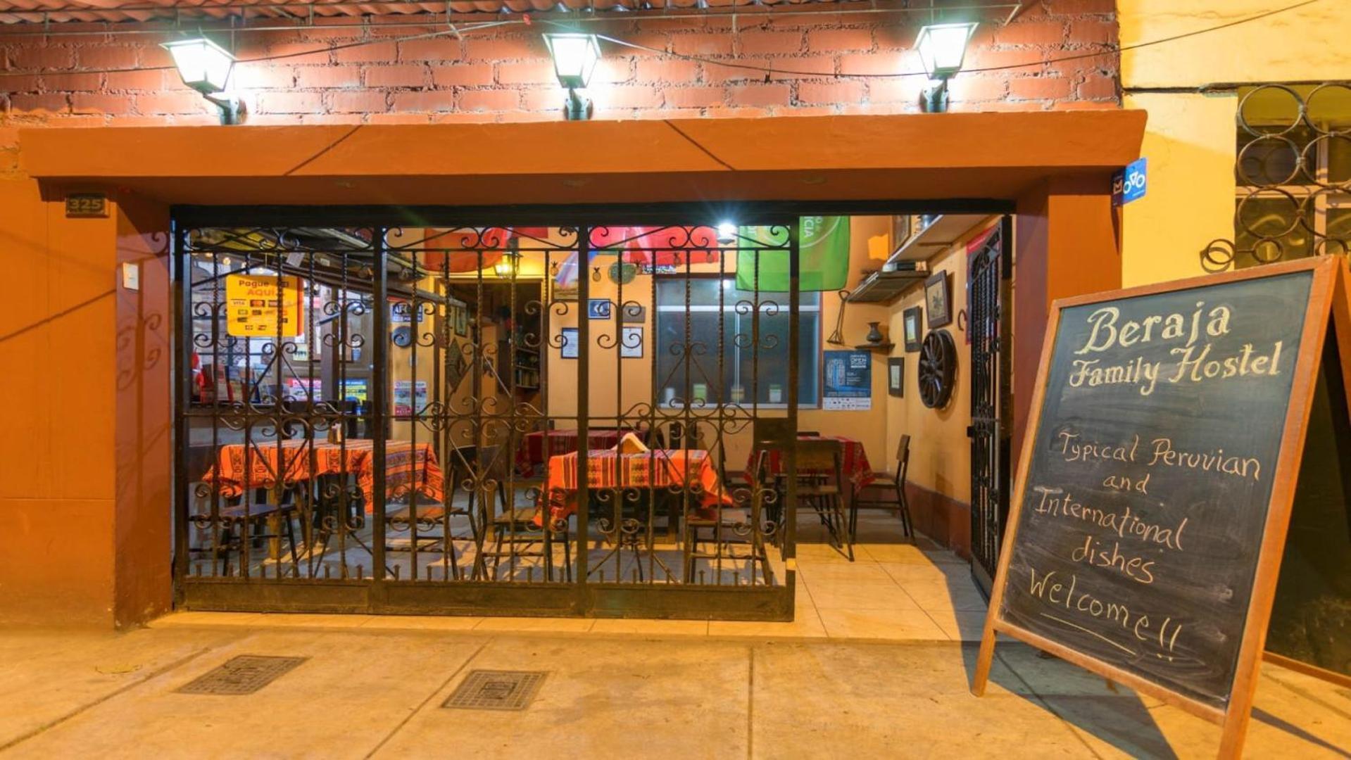 Beraja Family Hostel ليما المظهر الخارجي الصورة